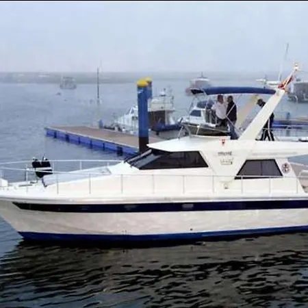 Yacht Boiro