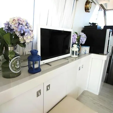 Yacht *